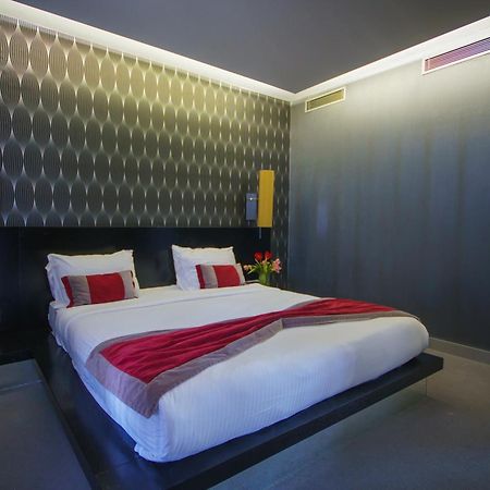 Vernazza Suites Istanbul Bagian luar foto