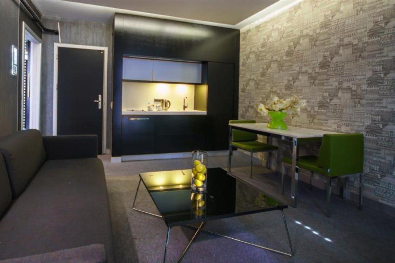 Vernazza Suites Istanbul Bagian luar foto