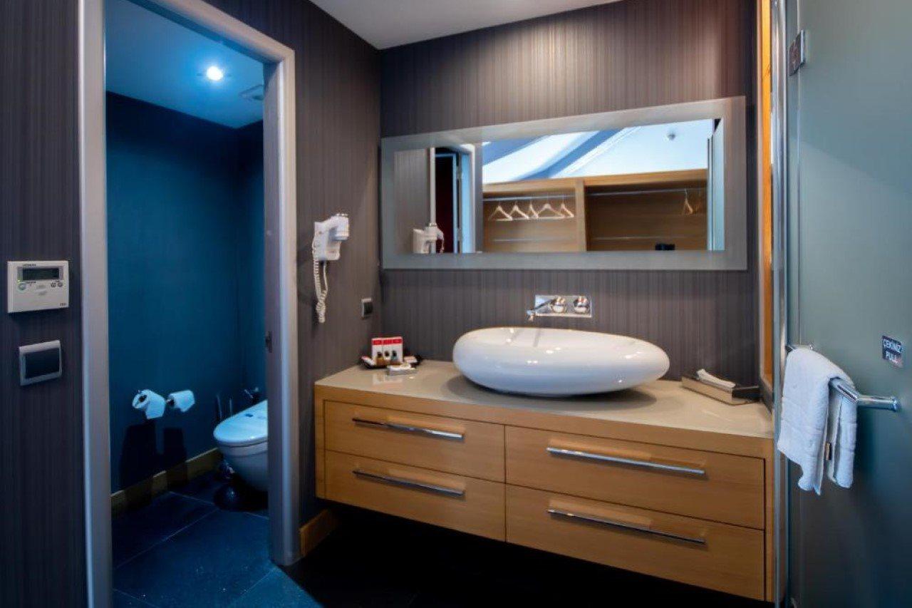 Vernazza Suites Istanbul Bagian luar foto