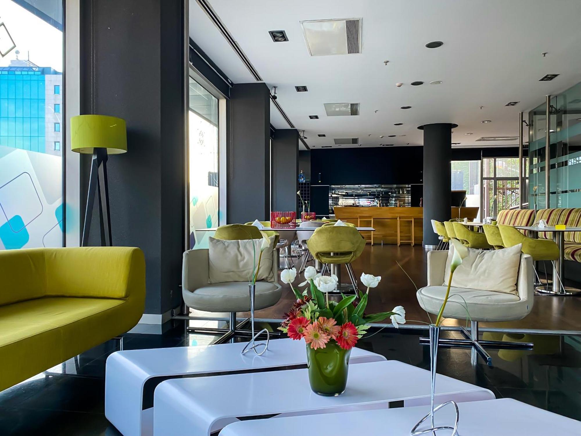 Vernazza Suites Istanbul Bagian luar foto
